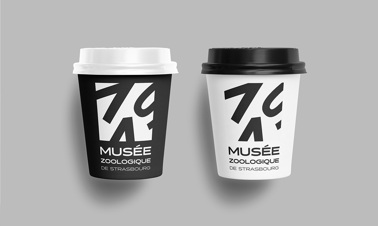 Mockup tasse a café en carton